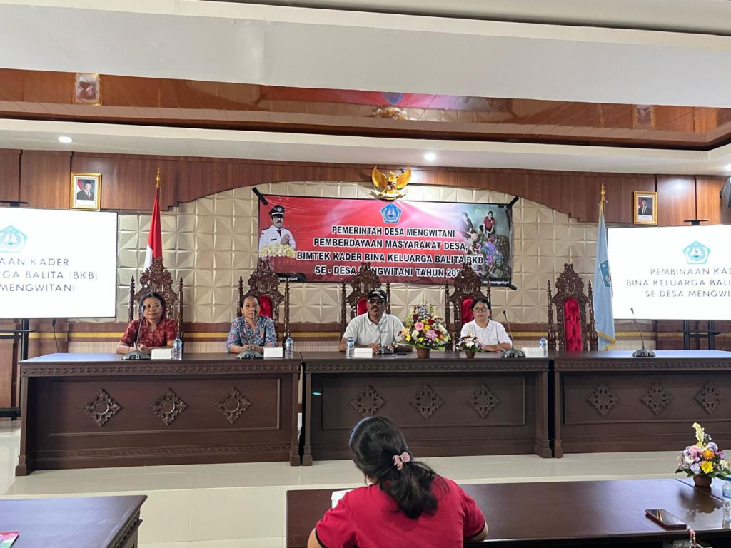 Pembinaan kader BKB se- Desa  Mengwitani.